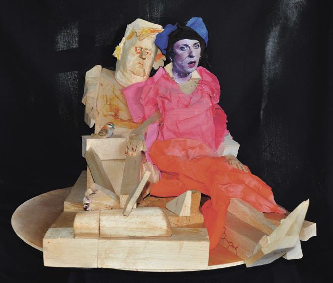Sylvester Katalin: Ülő pár, 2000-es évek, balsafa, vegyes technika, 50 × 53 × 70 cm
